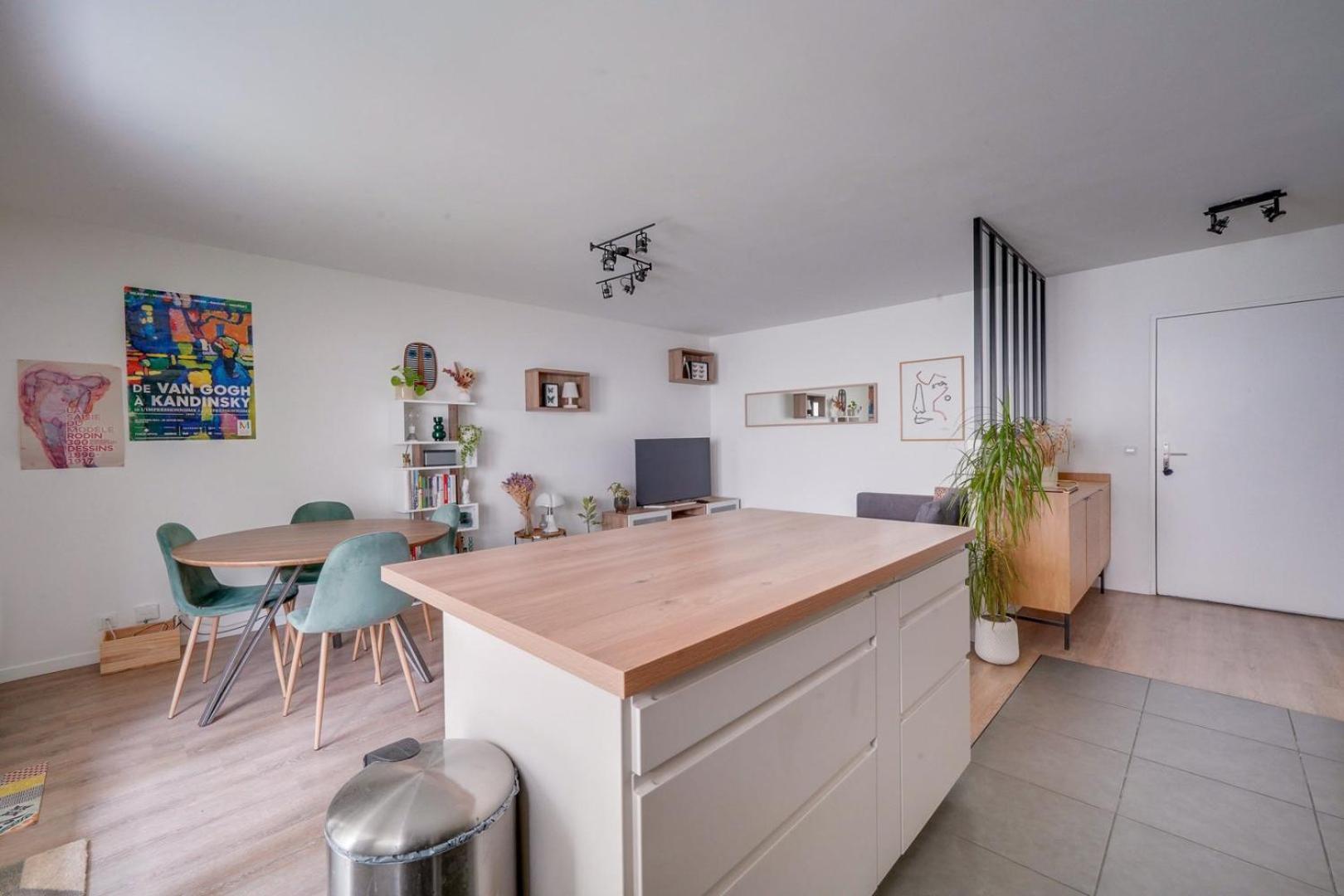 Pleasant Flat In Bordeaux With Terrace And Parking Apartment Exterior photo